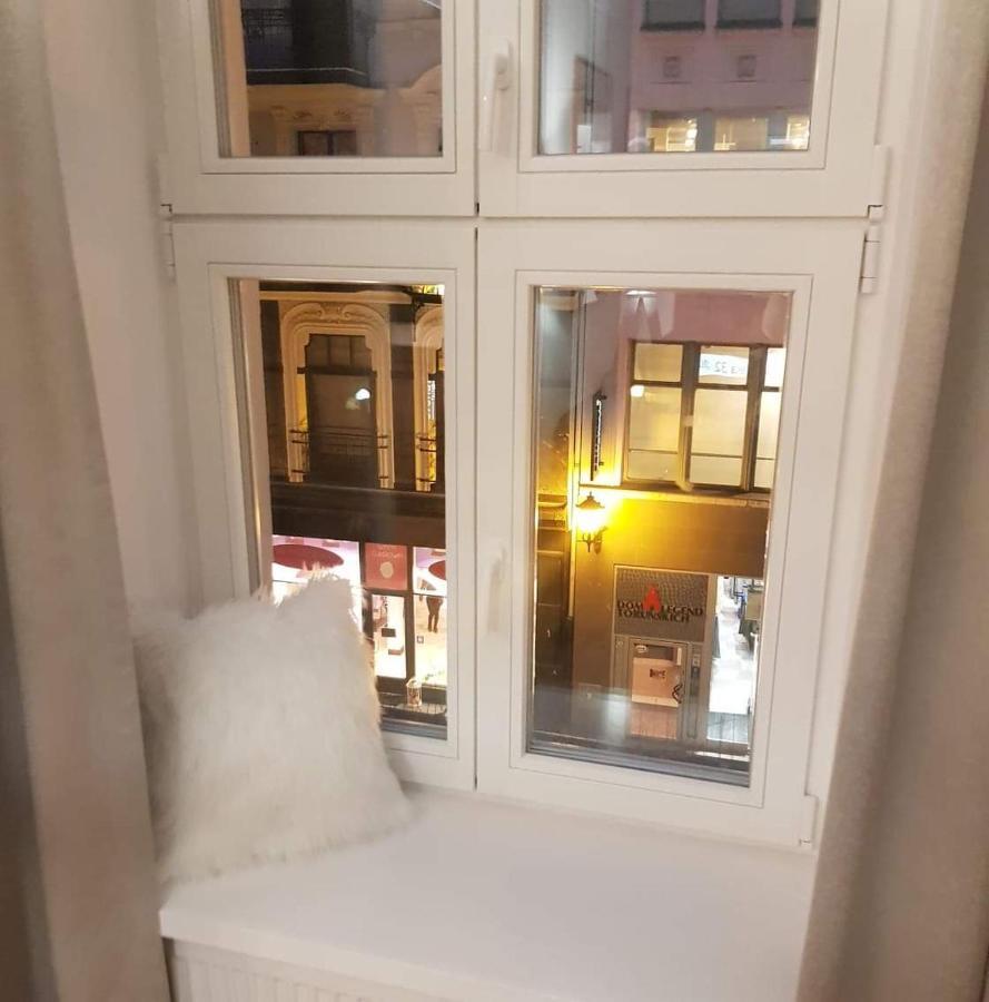 Stary Toruń Apartamenty Szeroka 32 מראה חיצוני תמונה
