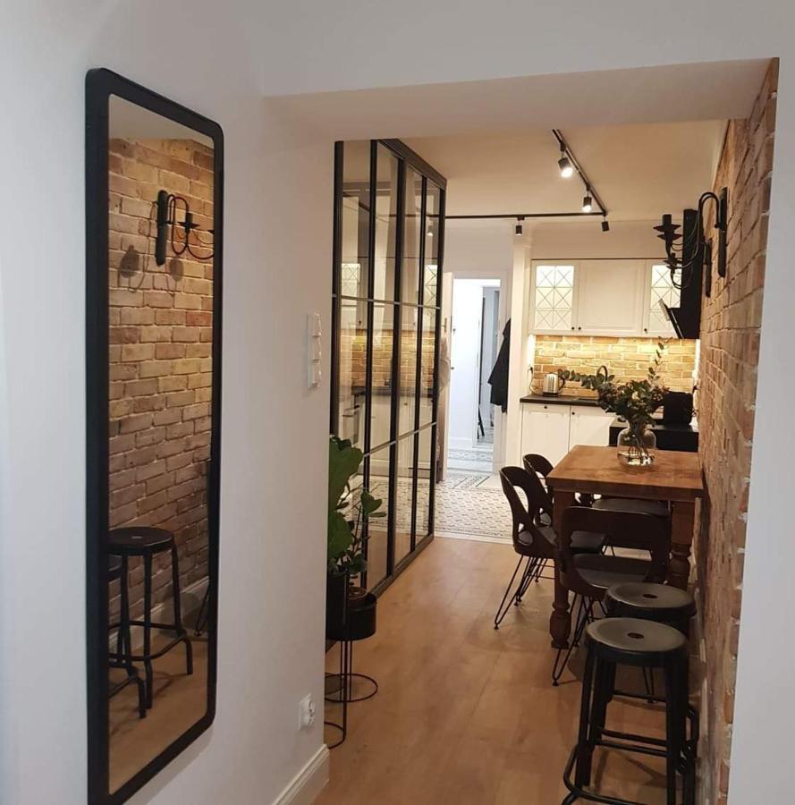 Stary Toruń Apartamenty Szeroka 32 מראה חיצוני תמונה
