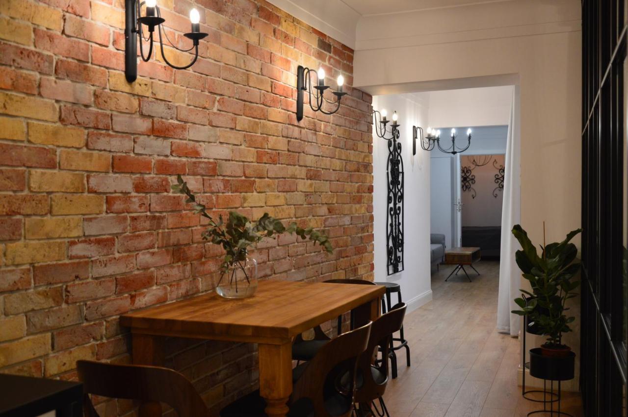 Stary Toruń Apartamenty Szeroka 32 מראה חיצוני תמונה